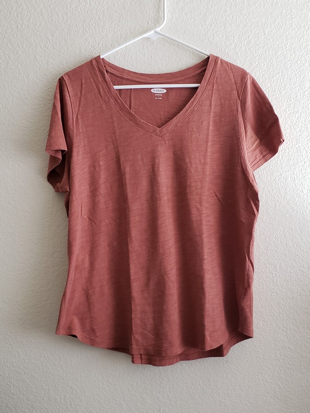 Women's Old Navy Bundle T-shirts - Picture 9 of 15